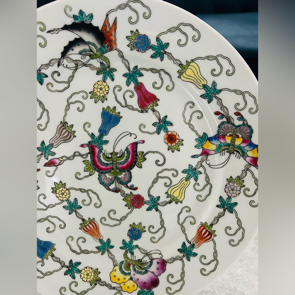 🛑SOLD🛑 Vintage Set of 4 Mid Century Jingdezhen Zhongguo Butterfly Dinner Plates - Picture 3 of 6